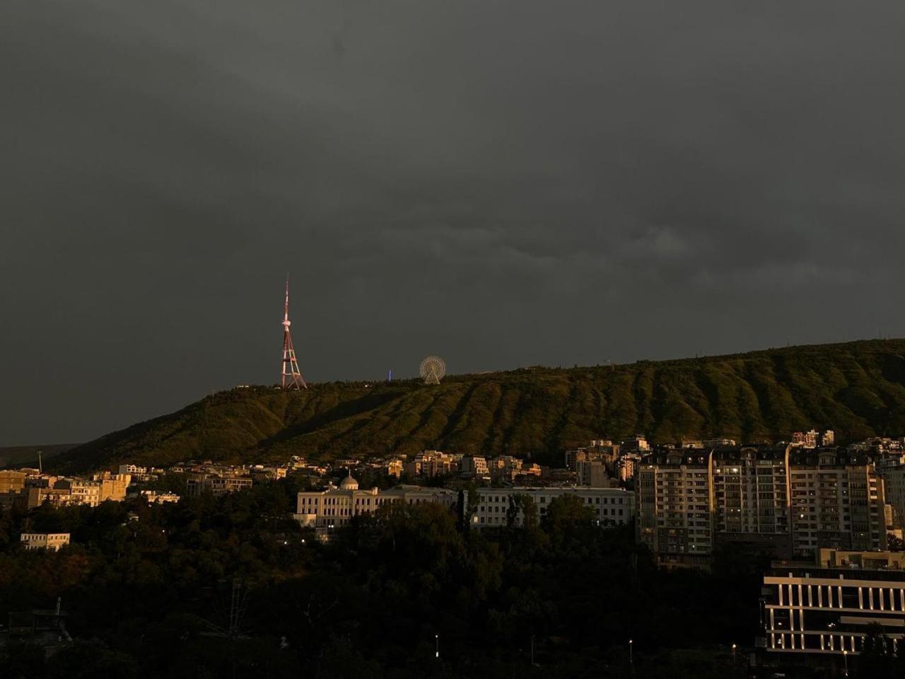 Apartament Panorama Khiliani Tbilisi Zewnętrze zdjęcie